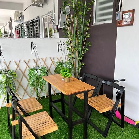 Mieda Rizqi Homestay Kampong Melayu Changkat Larah 外观 照片