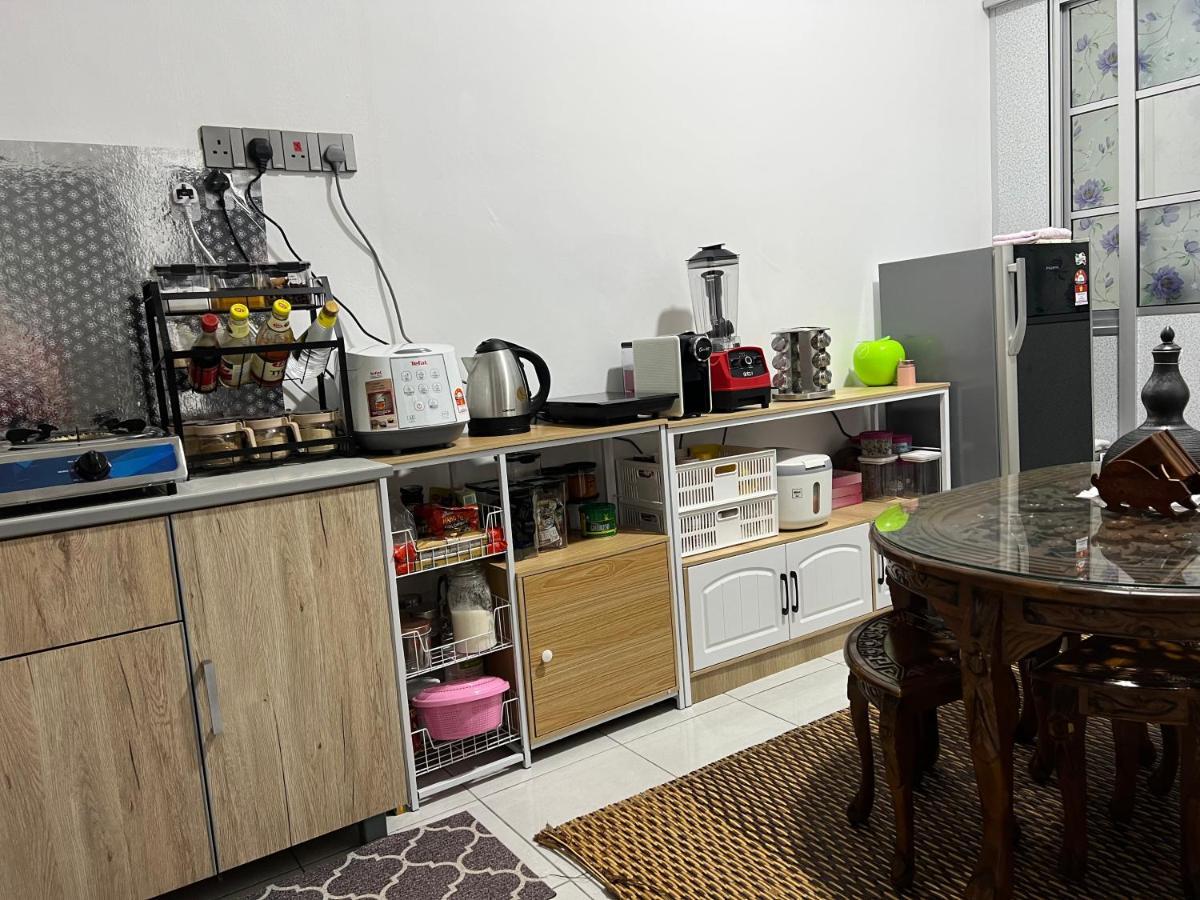 Mieda Rizqi Homestay Kampong Melayu Changkat Larah 外观 照片